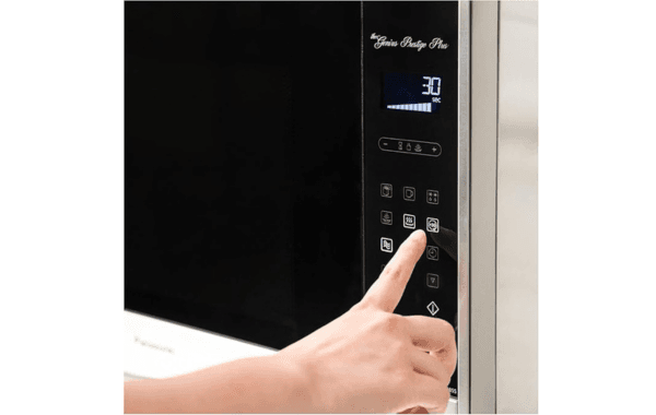 Open Box – Panasonic 2.2 Cu. Ft. Cyclonic Wave Countertop Microwave Oven - Image 6